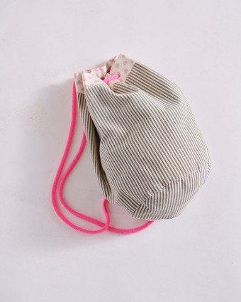 Patron Cornet d'écolier / trousse / sac de sport - Burda 9256