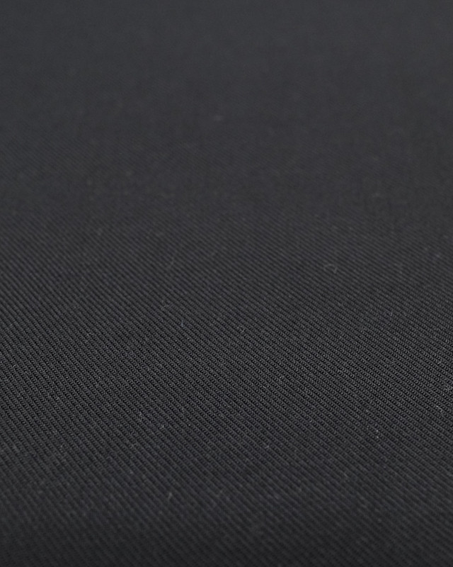 Achat de tissu en ligne : Viscose sergée noir - Mercerine