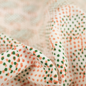 Coton imprimé points fous orange et vert - 10cm