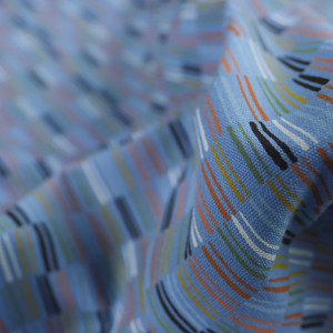 Coton imprimé trait abstrait multicolore fond bleu - 10cm