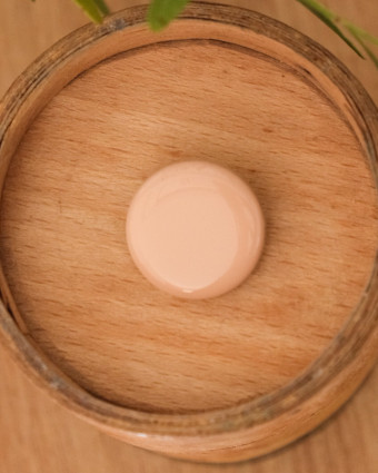 Bouton à coudre : haut à rebord noir 4 trous - Mercerine