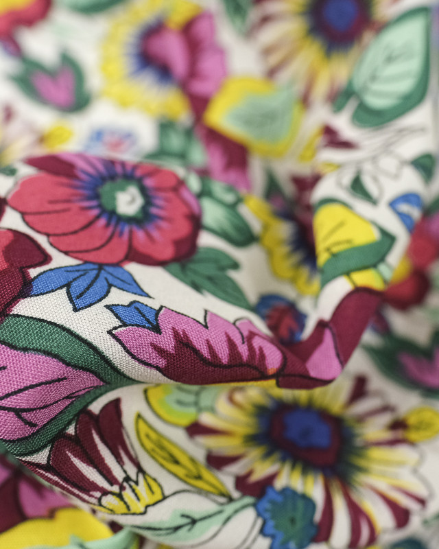 Tissu imprimé rayonne fleuri Salomé blanc multicolore - Mercerine