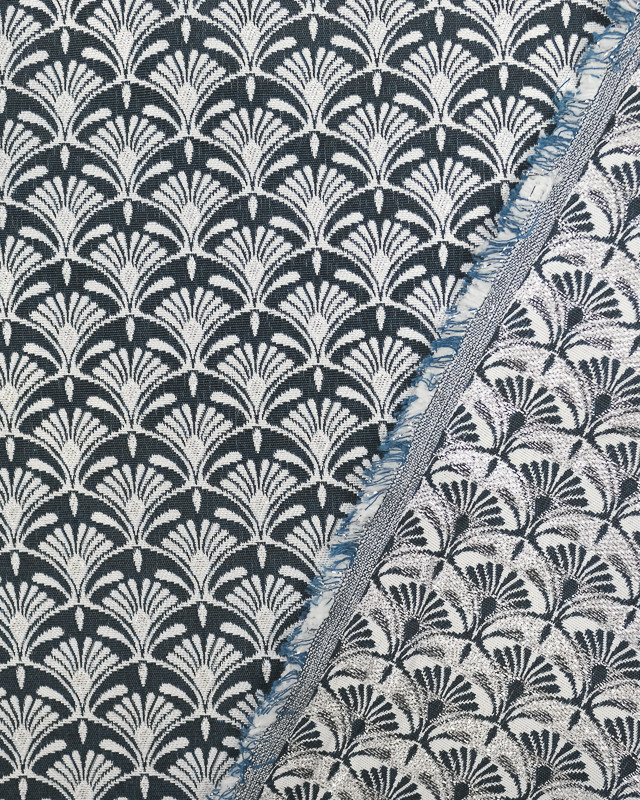Cravate Neuve Daniel Cremieux En Soie Jacquard - Marine Foncée/crème/bleu, Placement Imprimé, Fabriquée Au Japon