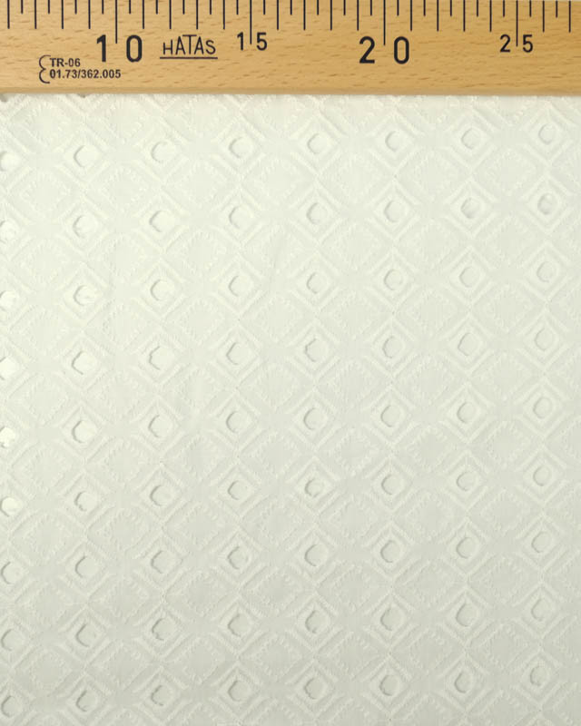 Broderie Anglaise Géométrique Losange Blanc Crème - Mercerine