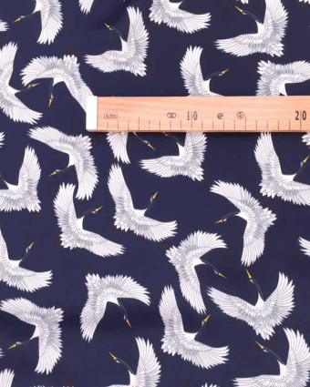 Tissu bleu satiné grues japonaises x10cm