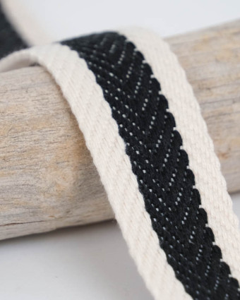Mercerie pas cher : Sangle Chevron Noir Ecru 3cm - Mercerine