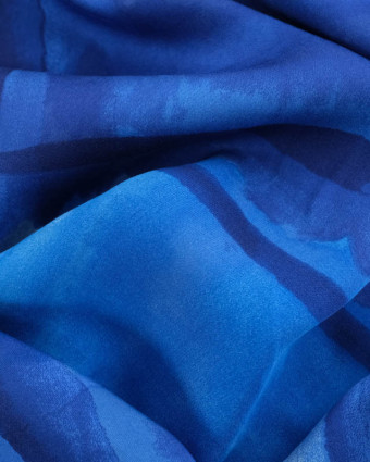 Satin De Viscose Bleu Motif Abstrait - Mercerine