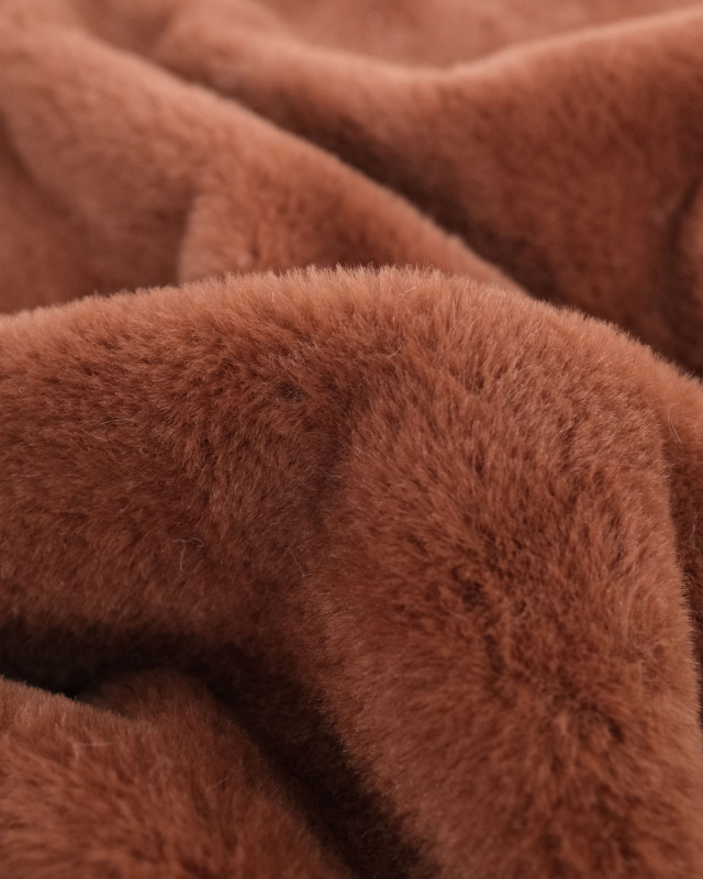 Tissu Fausse Fourrure Douce Chocolat   - Mercerine