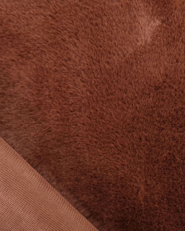 Tissu Fausse Fourrure Douce Chocolat   - Mercerine