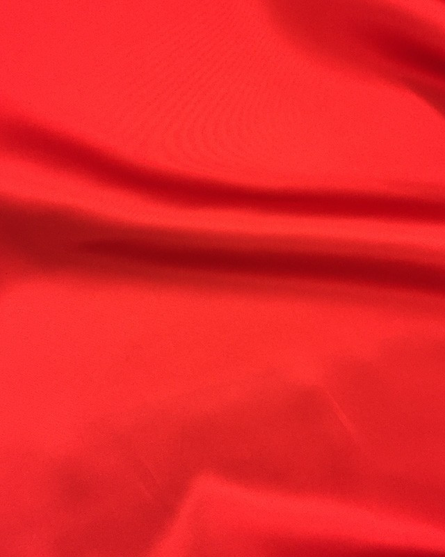 Satin de soie rouge Alicia x10cm
