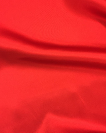 Satin de soie rouge Alicia x10cm