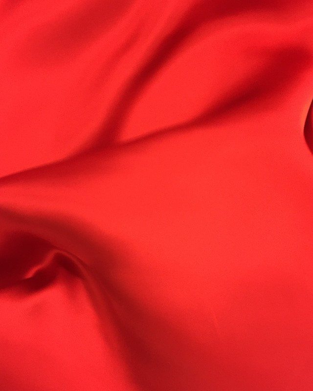 Satin de soie rouge Alicia x10cm
