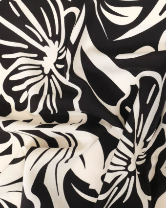 Tissu Viscose Noir Motif Floral Ecru - Mercerine