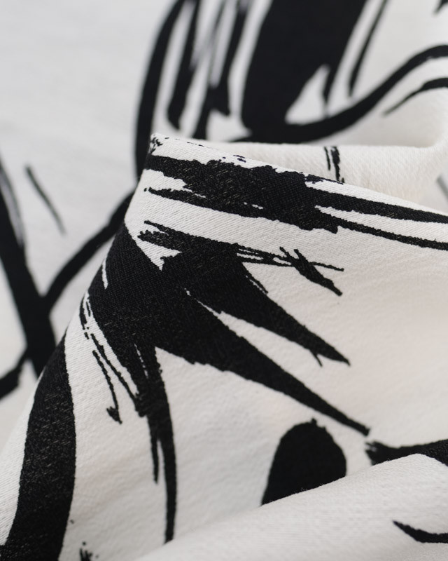Viscose Mélangée Texturée Ecrue Motif Floral Noir - Mercerine
