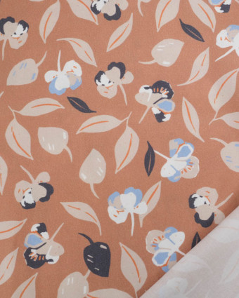 Tissu Viscose Praline Motif Fleuri Beige et Bleu - Mercerine