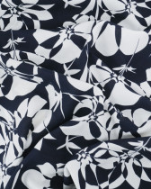 Tissu Viscose Bleu Nuit Motif Floral