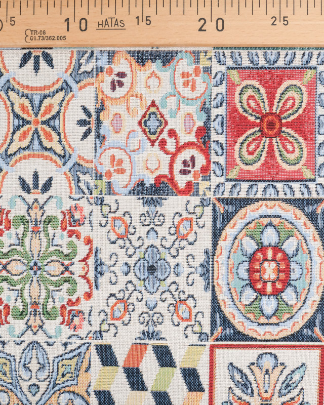 Tissu Jacquard Ameublement Carreaux de Ciment Fond Ecru - Mercerine