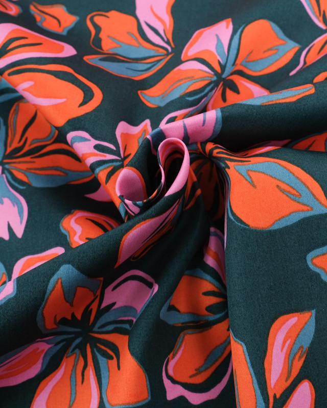Satin de Coton Fleuri Fond Vert Motif Orange - Mercerine
