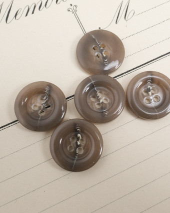 Bouton Taupe 4 Trous - 3 tailles - Mercerine