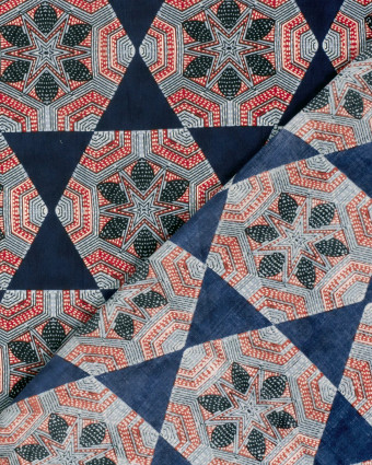 Tissu Indien : Voile de Coton  Indigo Motif Ethnqiue Rouge - Mercerine