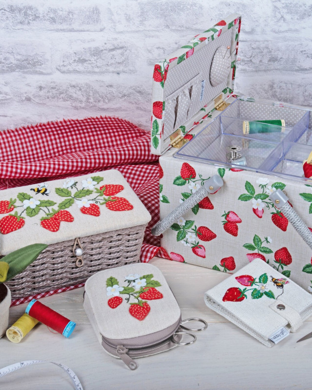 Boite à Couture Fraise - Mercerine