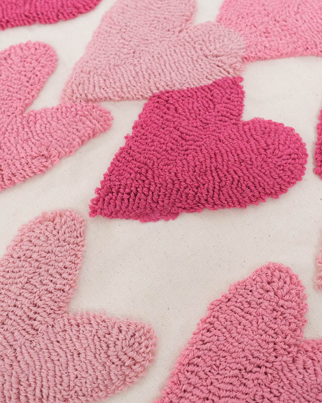 Panneau Punch Needle Cœurs Roses 45*45 - Mercerine