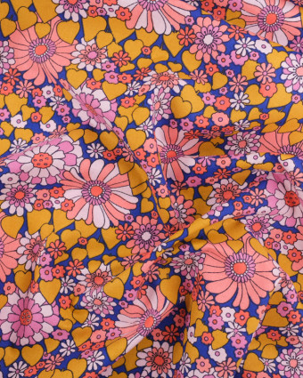 Tissu Coton Imprimé Fleurs et Cœurs Rétro Rose - Mercerine