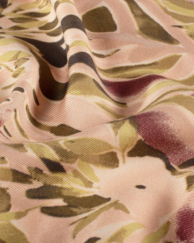 Tissu Viscose Twill Rose Nude Motif  Feuillage Olive - Mercerine