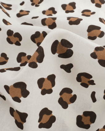 Popeline de Coton Ecrue Motif Léopard Caramel - Mercerine