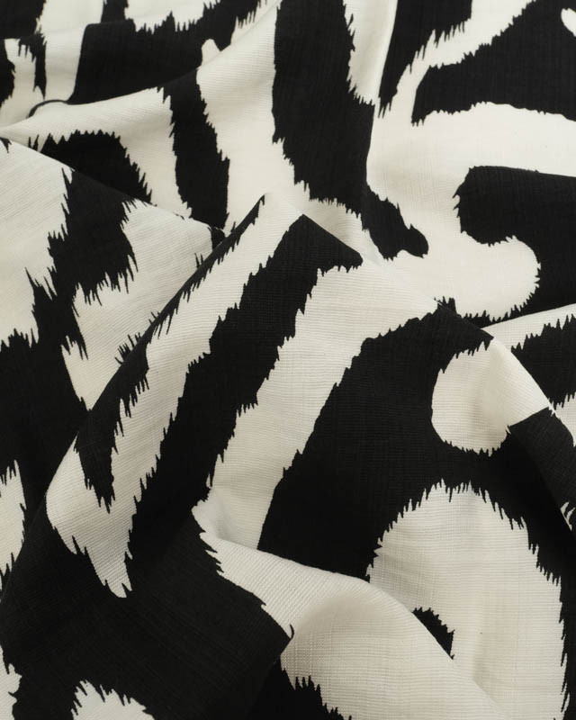Tissu Viscose Texturée Zella Noir - Mercerine