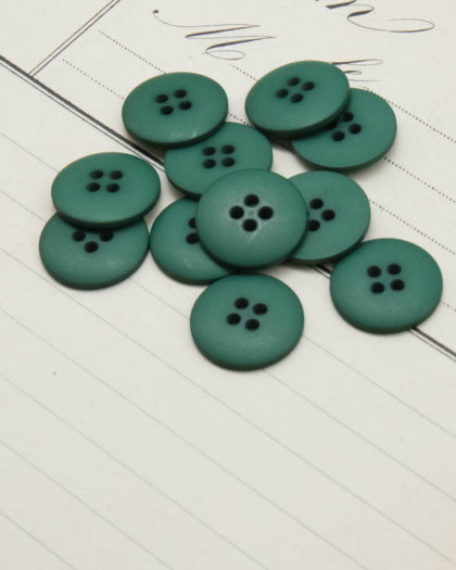 Bouton polyester mat 4 trous vert 15mm - Mercerine
