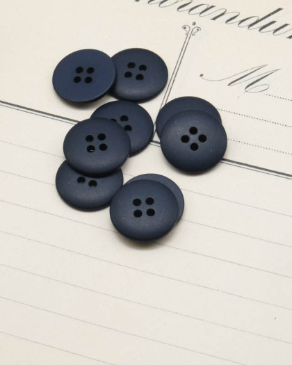 Bouton polyester mat 4 trous bleu marine 15mm - Mercerine