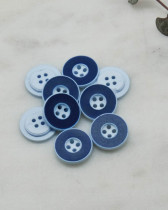 Bouton fantaisie disque coloré bleu nuit 4 trous 12mm