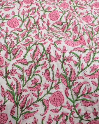 Tissu Matelassé Indien Motif Floral Rose et Blanc - Mercerine