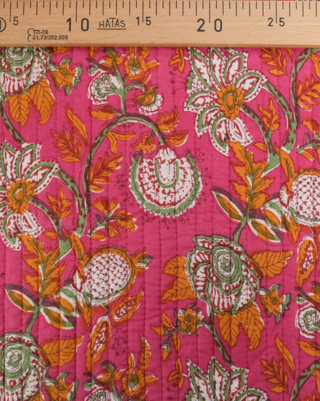 Tissu Matelassé Indien Motif Floral Rose Fuchsia - Mercerine