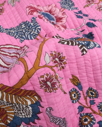 Tissu Matelassé Indien Motif Floral Rose Bonbon - Mercerine