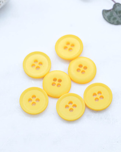 Bouton polyester plat 4 trous mat jaune 11mm - Mercerine