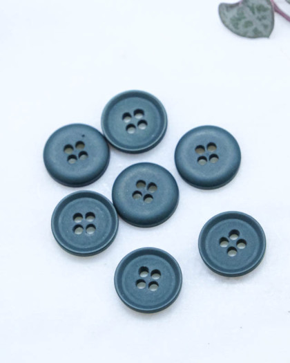 Bouton polyester plat 4 trous mat vert canard 11mm - Mercerine