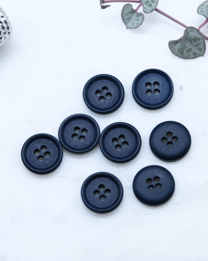 Bouton polyester plat 4 trous mat marine 11mm - Mercerine