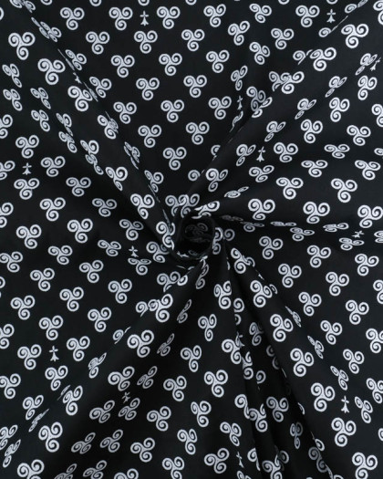 Tissu Coton Imprimé Bretagne Triskèle Fond Noir - Mercerine