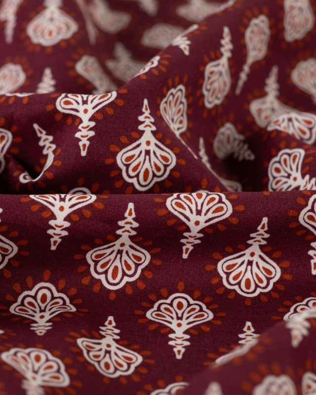 Tissu Coton Léger Bordeaux Motif Iindien - Mercerine