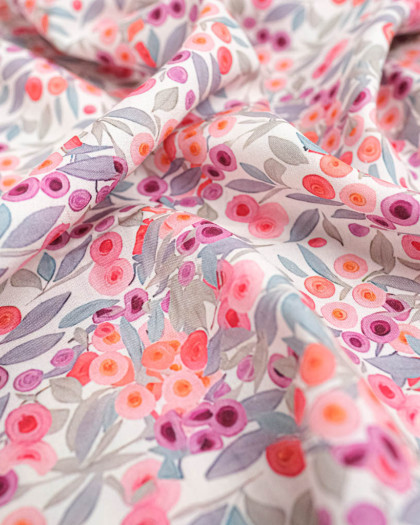 Tissu Viscose Ecovero Motif Floral Rose - Mercerine