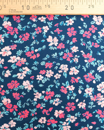 Tissu Viscose Ecovero Bleu Motif Floral Fuchsia - Mercerine