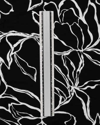 Jersey de Viscose Noir Motif Floral - Mercerine