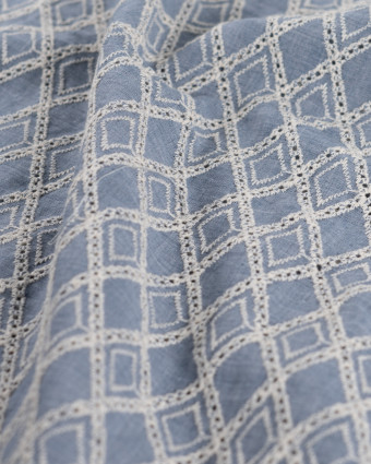 Tissu Coton Brodé Bleu Jean Géométrique - Mercerine