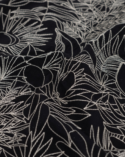Tissu Coton Brodé Noir Motif Floral Brodé - Mercerine