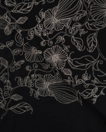 Tissu Coton Brodé Noir Motif Fleuri Brodé - Mercerine