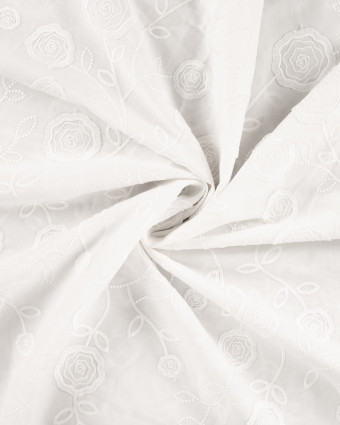 Tissu Coton Blanc Roses Bordées Ton sur Ton  - Mercerine