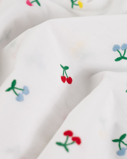 Tissu Coton Blanc Brodé Petits Cerises Multicolores - Mercerine