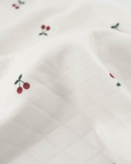 Tissu Jersey Matelassé Léger Ecru Motif Petites Cerises - Mercerine